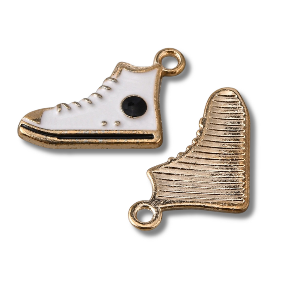 LAST CHANCE Sneaker White Charm
